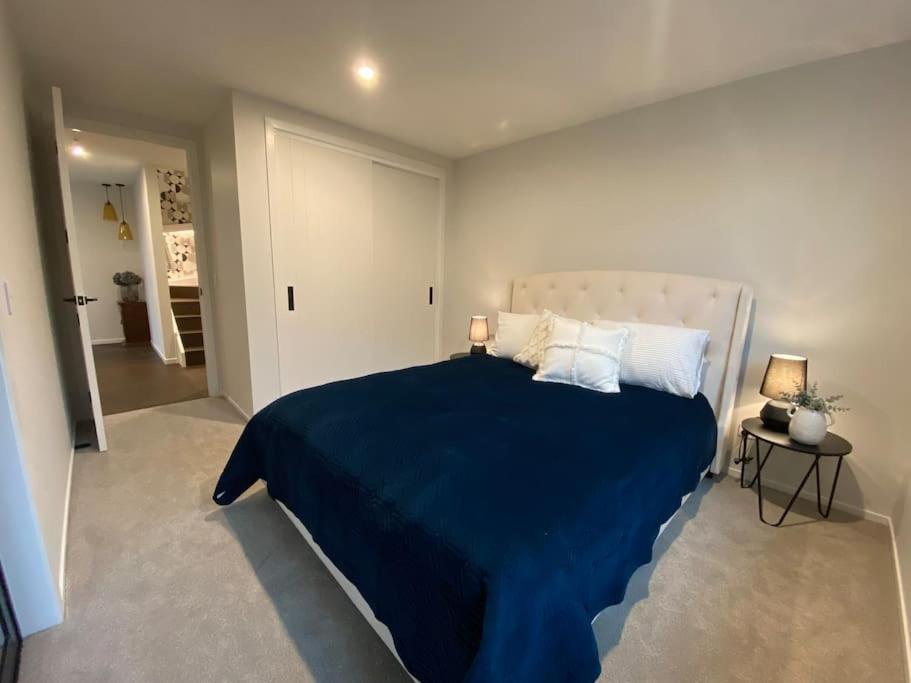 Villa Luxury Escape In Cbd - Walking Distance To Town Tauranga Exterior foto